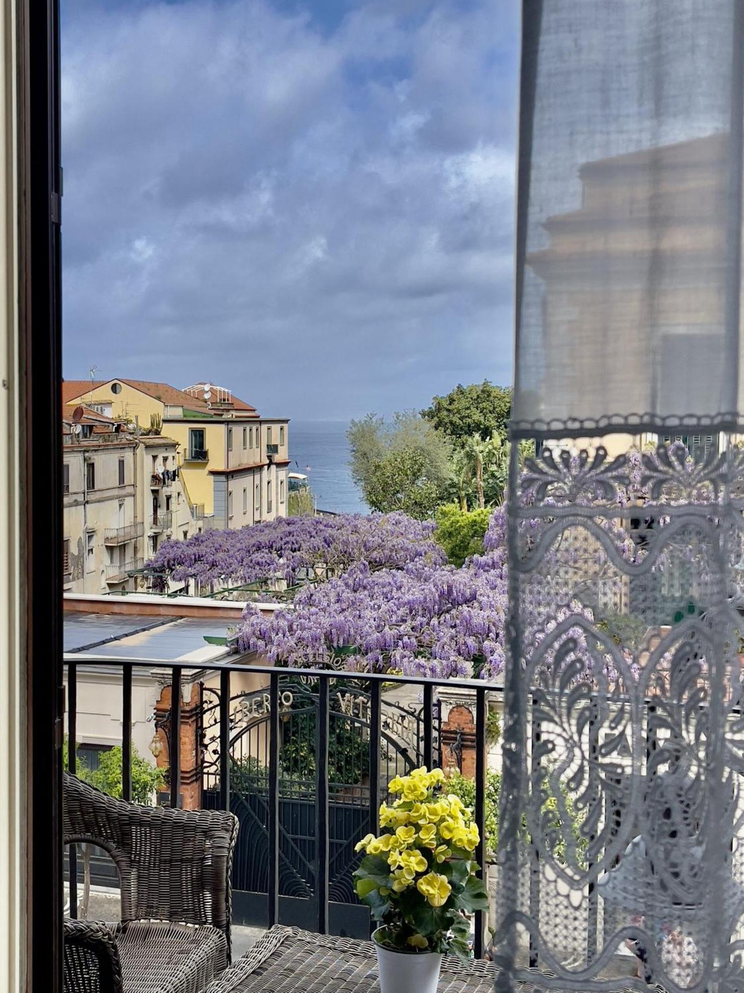 Ambasciata Sorrento Relais Acomodação com café da manhã Exterior foto